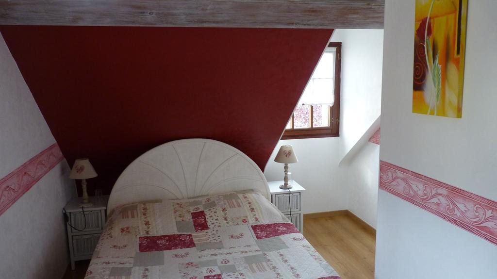 La Cyrillaure Bed & Breakfast Mosnes Екстериор снимка